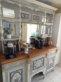 At home on the coffee station