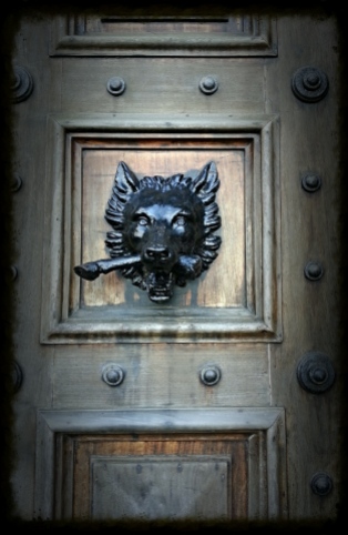 Downton Abbey wolf welcome